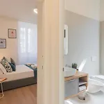 Manaraquattro - In Near The Center With Free Parking - شقة كومو