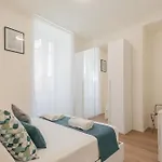 Manaraquattro - In Near The Center With Free Parking - *