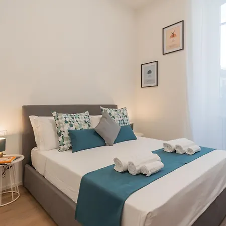 Lejlighed Manaraquattro - In Near The Center With Free Parking -