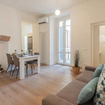 Manaraquattro - In Near The Center With Free Parking - Daire