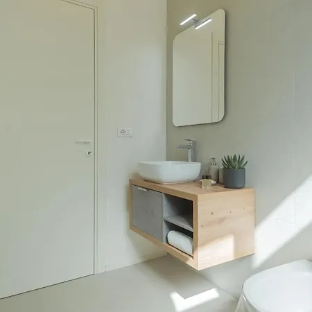 Manaraquattro - In Near The Center With Free Parking - Como