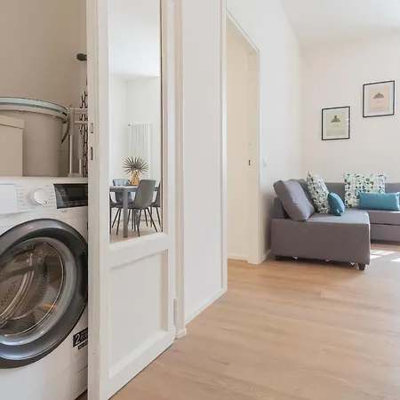 Daire Manaraquattro - In Near The Center With Free Parking - *