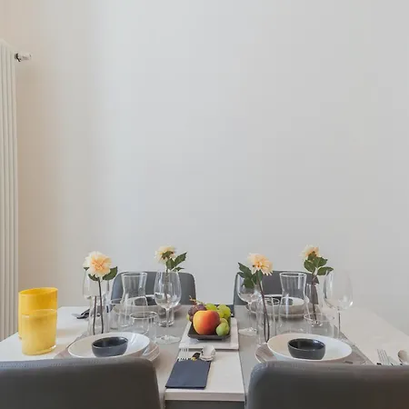 Manaraquattro - In Near The Center With Free Parking - Como