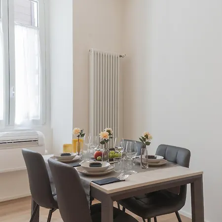 Manaraquattro - In Near The Center With Free Parking - * Como