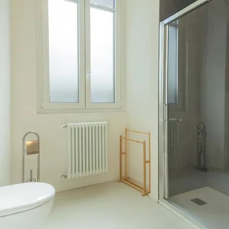 Manaraquattro - In Near The Center With Free Parking -