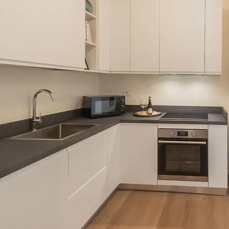 Manaraquattro - In Near The Center With Free Parking - * كومو