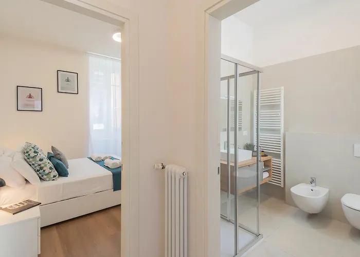 Manaraquattro - In Near The Center With Free Parking - Apartmán Como