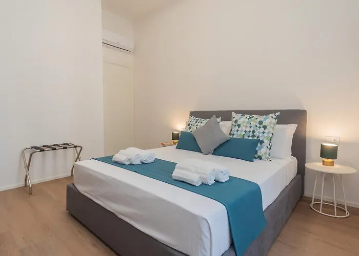 Apartmán Manaraquattro - In Near The Center With Free Parking -