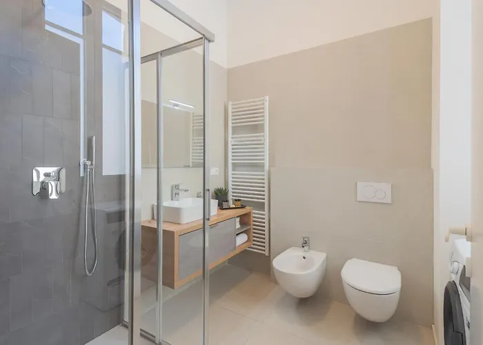 Manaraquattro - In Near The Center With Free Parking - *