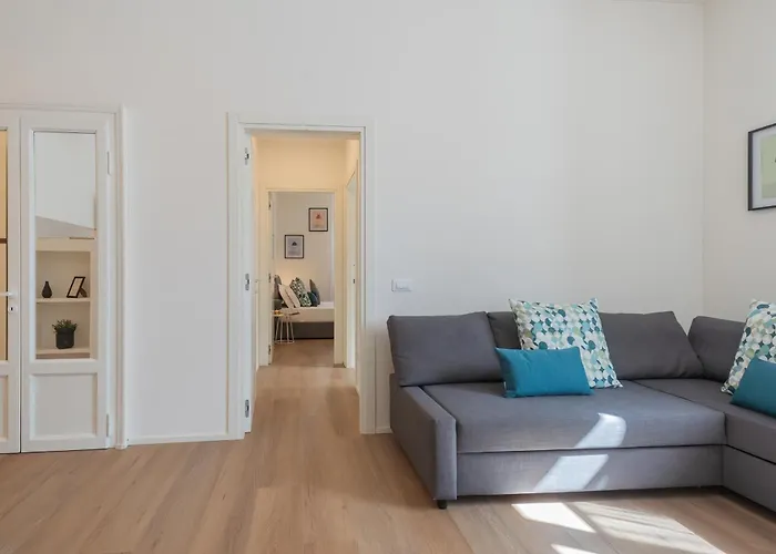 Manaraquattro - In Near The Center With Free Parking - Apartmán *